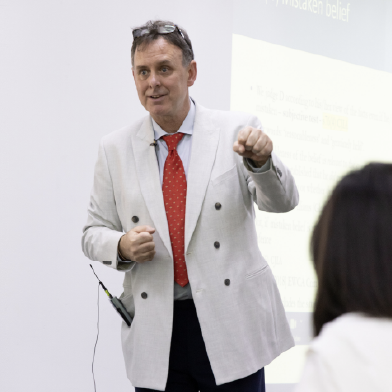 outstanding-global-local-professional-law-faculty-img2